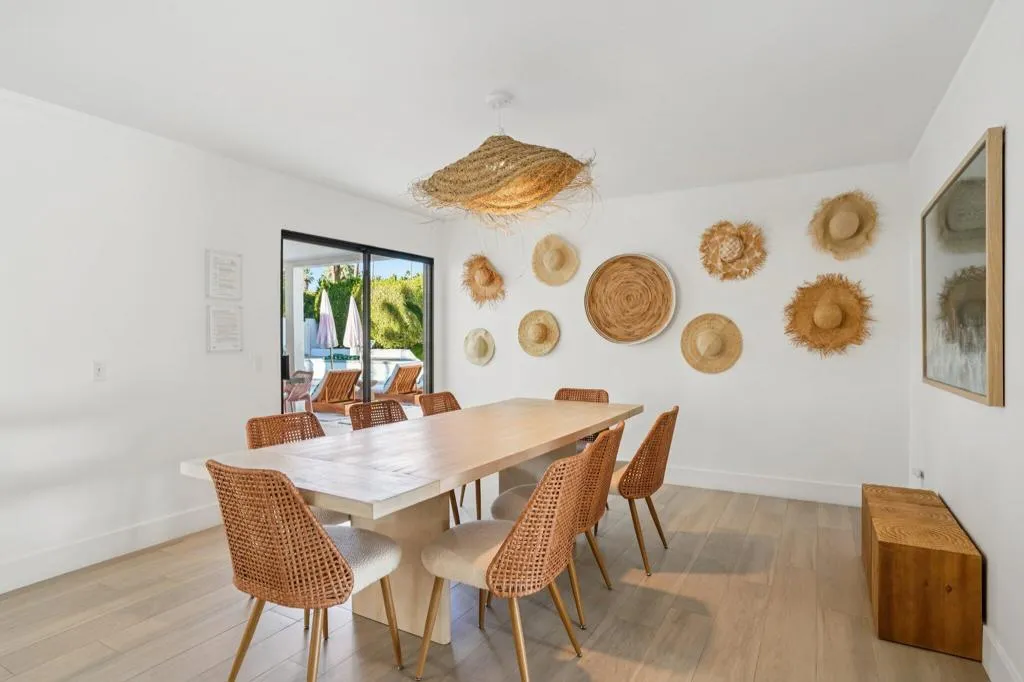 246 W Vereda Norte, Palm Springs, California 92262 home-pic-20